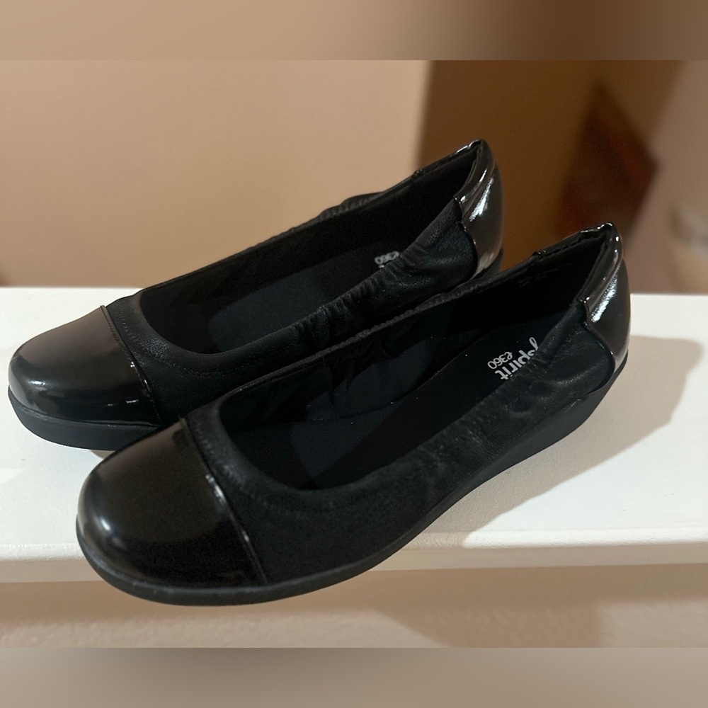 Women’s Easy Spirit E360 Eskable Black Ballerina Wedge Shoes. Size 9.‎